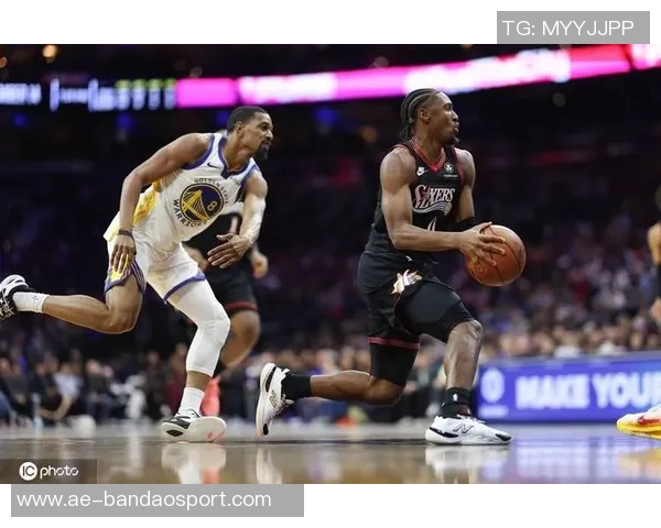 埃奇库姆盛赞马克西出色表现称其为真正的球队领袖与合作伙伴